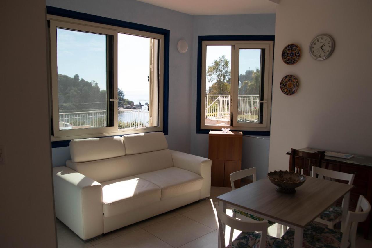 Taormina Isola Bella Suite Екстер'єр фото